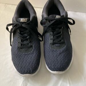 Nike Black and White Athletic Shoes